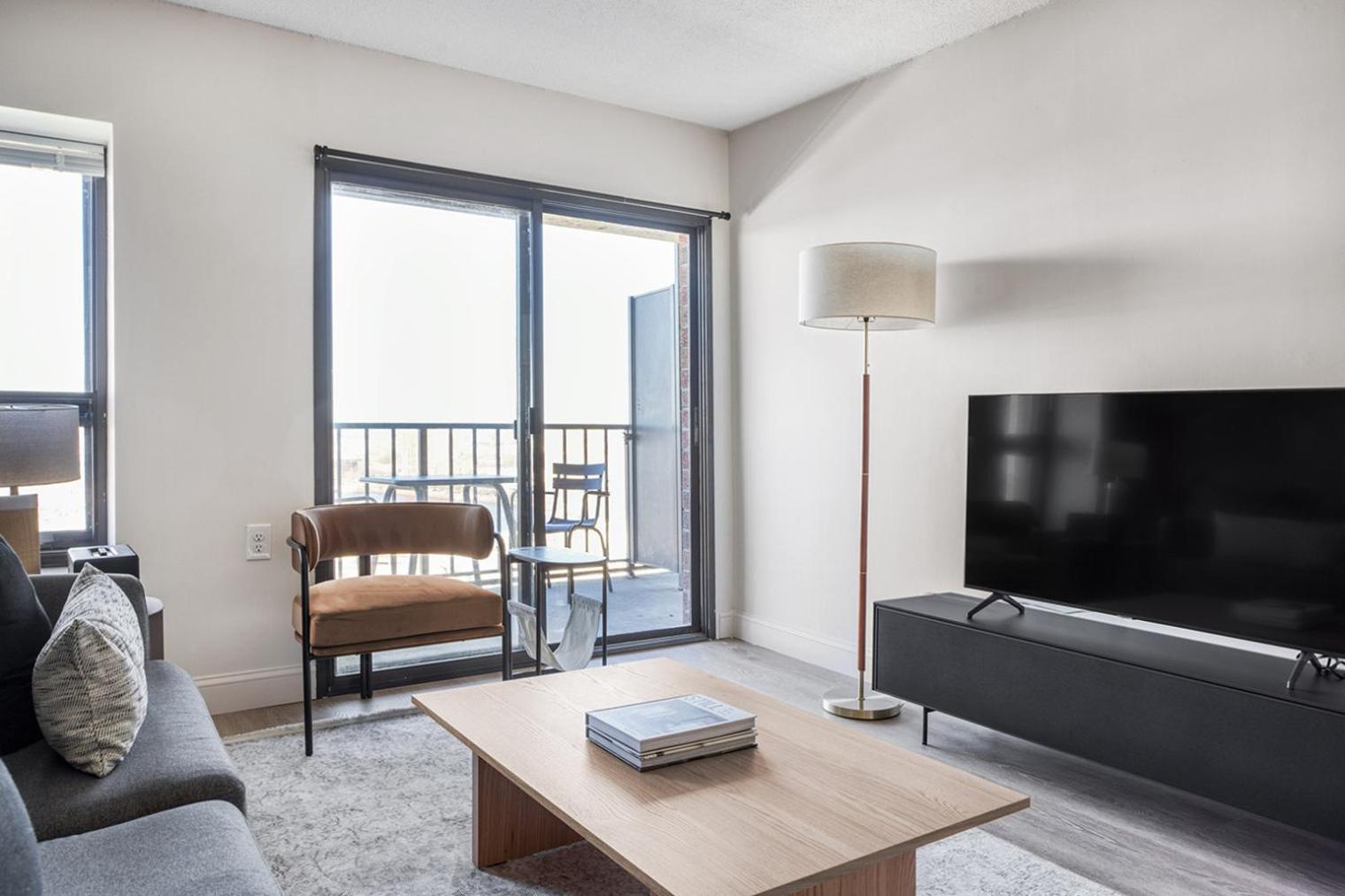 Apartment Allston 1br Nr U Green Line Bos-822 Boston